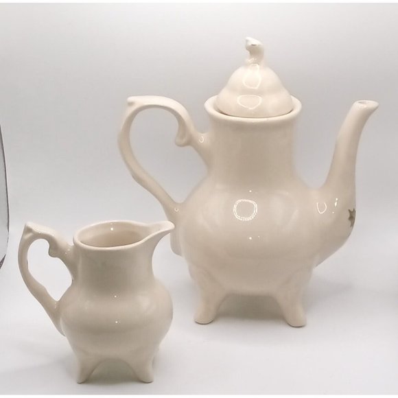 Lily Creek Incomplete Porcelain Tea Set Poinsetta Teapot Creamer Cup 2 Saucers - Picture 5 of 12